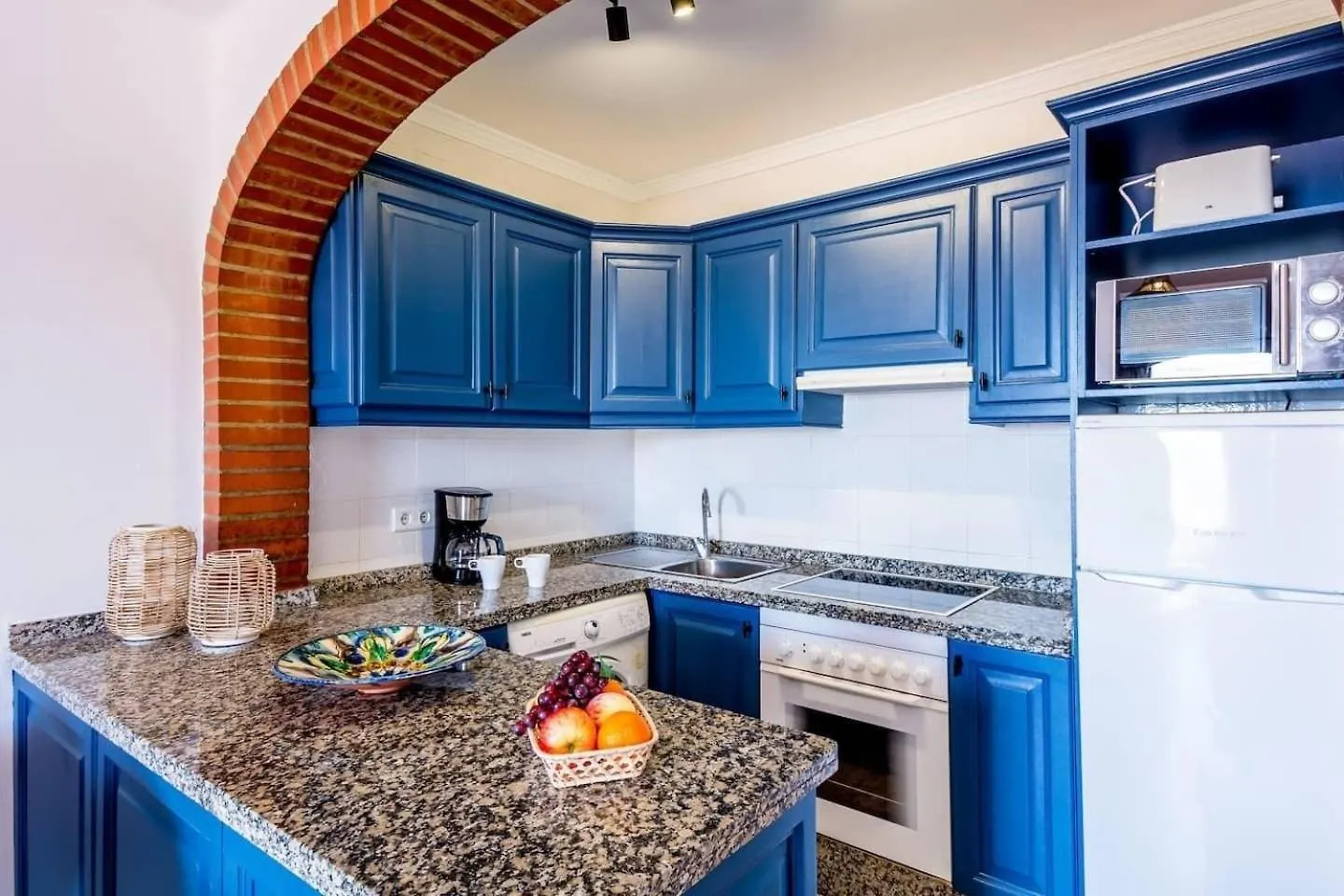 Apartment Ferienwohnung Fuer 4 Personen Ca 90 Qm In Nerja, Andalusien Costa Del Sol